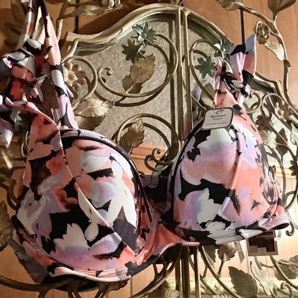 Time and Tru Floral Underwire Bikini Top - Picture 9 of 15